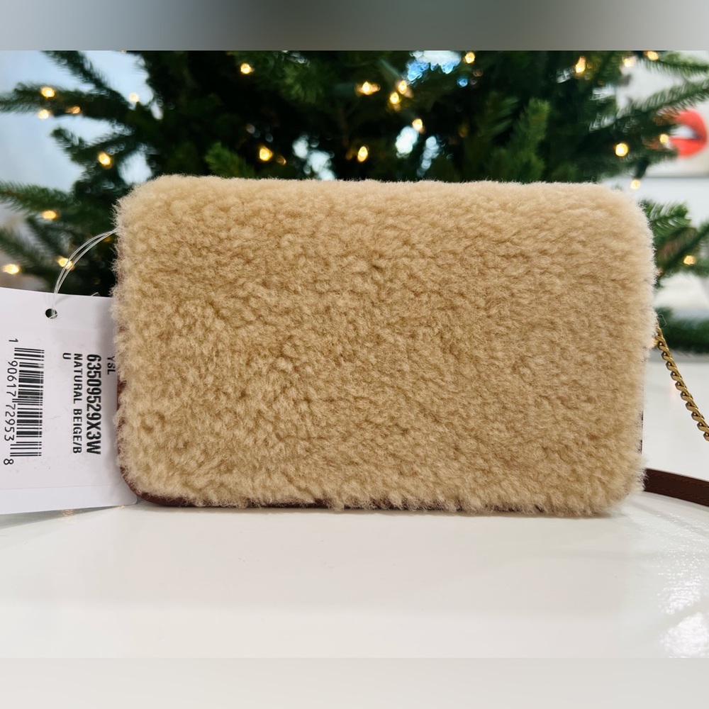 Saint Laurent Monogram shearling-paneled wallet on chain - Picture 4 of 12